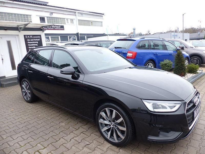 Gebraucht Audi A4 S-Line 163 PS (119 kW) 2020 Schwarz Kombi