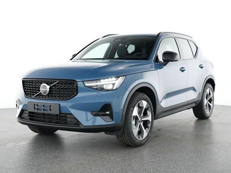 Gebraucht Volvo XC40 Plus 163 PS (119 kW) 2025 Blau SUV