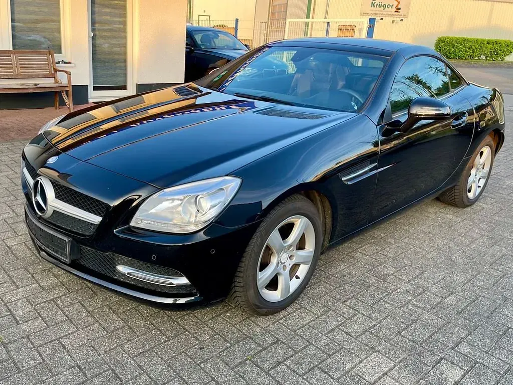 Gebraucht Mercedes SLK200 184 PS (135 kW) 2013 Schwarz Cabrio