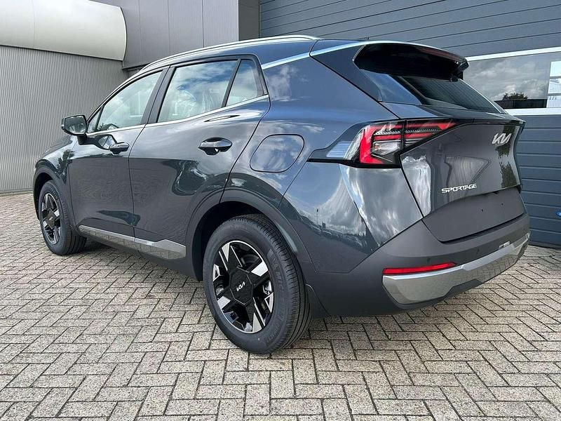 Neu Kia Sportage Vision 150 PS (110 kW) 2025 Experience grün metallic SUV