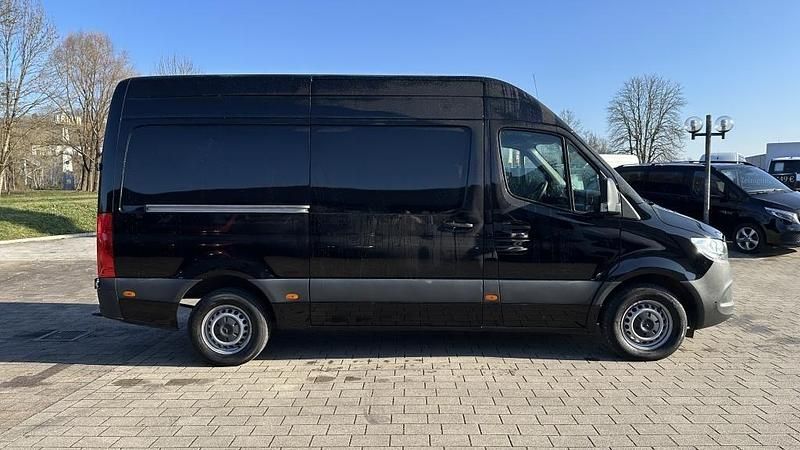 Gebraucht Mercedes Sprinter 170 PS (125 kW) 2021 Tiefschwarz Van