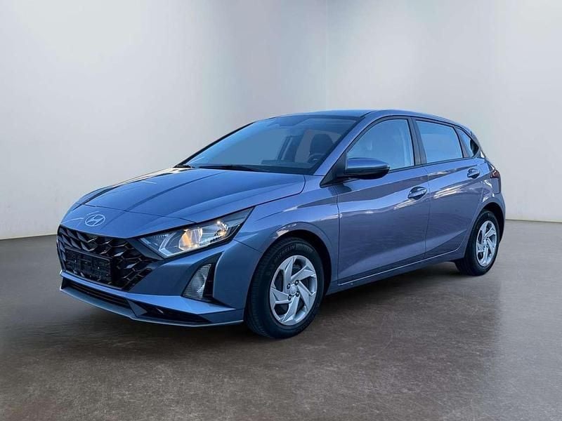 Meta blau metallic Neu 2024 Hyundai i20 Kleinwagen | 18.755 € (Superpreis) - Bild 1/4
