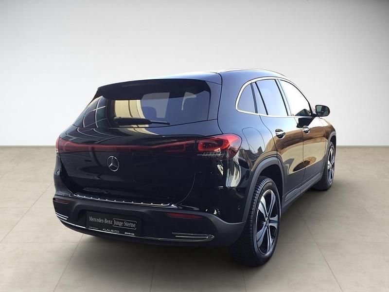 Gebraucht Mercedes EQA250 139 kW (190 PS) 2023 Unilack nachtschwarz SUV
