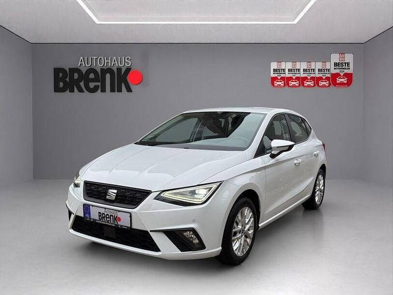 Weiss Gebraucht 2024 Seat Ibiza Limousine | 18.890 € (Guter Preis) - Bild 1/3
