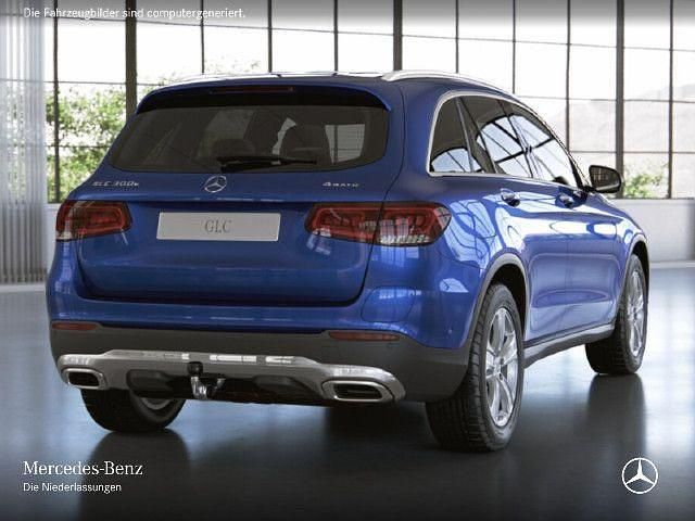 Gebraucht Mercedes GLC300e 320 PS (235 kW) 2021
