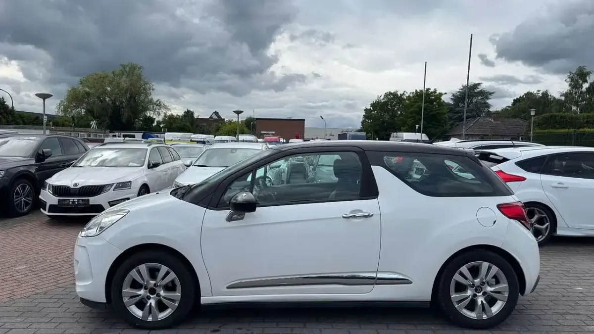 Gebraucht Citroën DS3 Chic 82 PS (60 kW) 2014 Weiß (blanc banquise) Kleinwagen