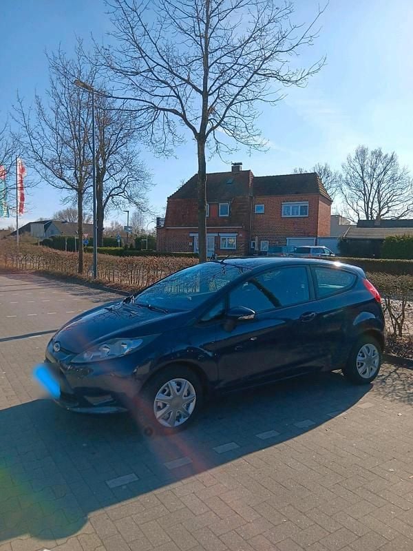 Gebraucht Ford Fiesta 60 PS (44 kW) 2009 Blau Kleinwagen