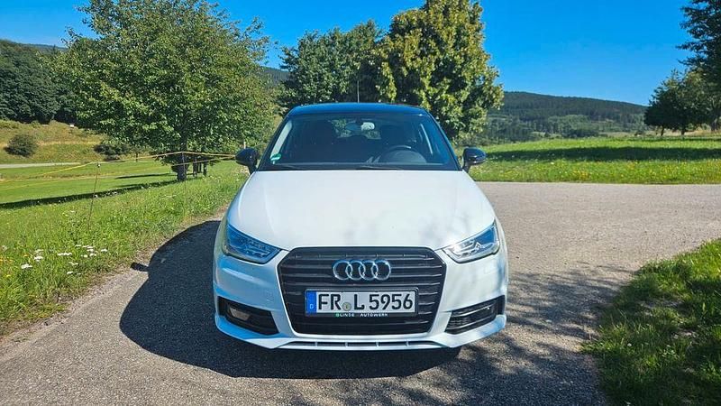 Weiß Gebraucht 2017 Audi A1 S-Line Kleinwagen | 13.200 € (Fairer Preis) - Bild 1/4