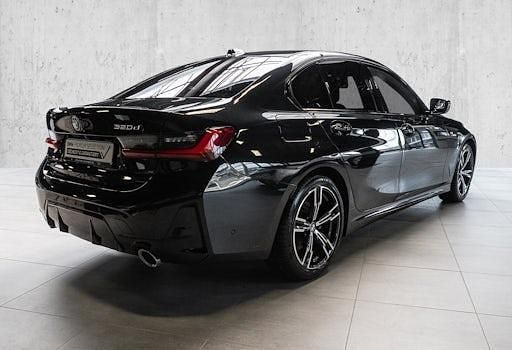 Gebraucht BMW 320 Shadowline 190 PS (139 kW) 2025 Schwarz Limousine