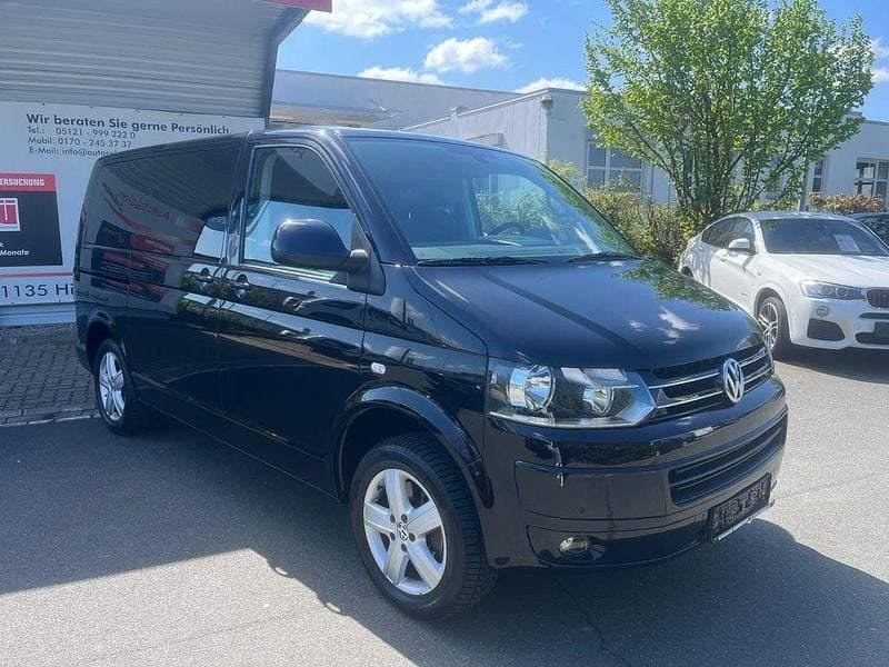 Gebraucht VW Multivan Comfortline 179 PS (131 kW) 2013 Schwarz Van / Kleinbus
