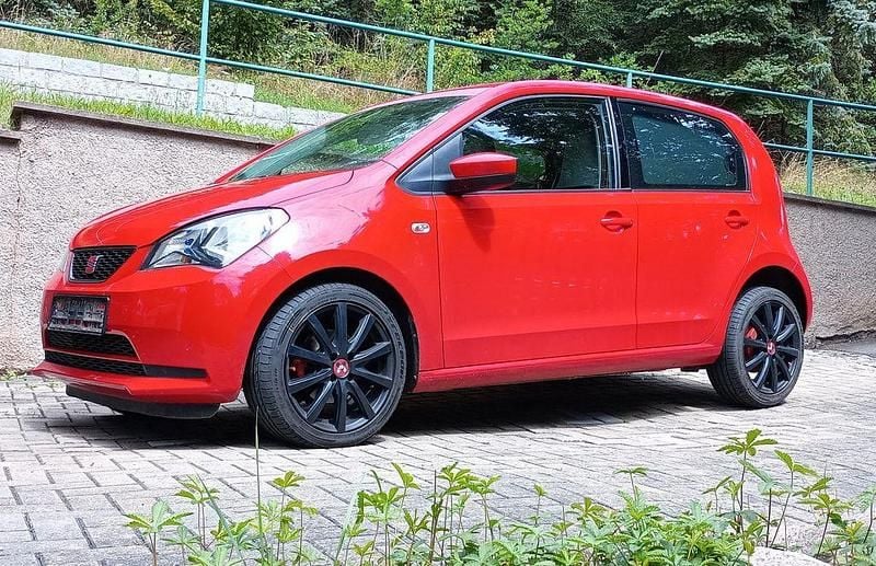 Rot Gebraucht 2013 Seat Mii Style Kleinwagen | 5.999 € (Superpreis) - Bild 1/4