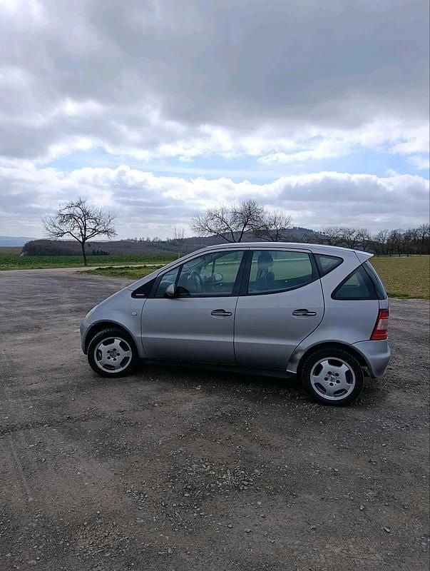 Gebraucht Mercedes A140 82 PS (60 kW) 2000 Silber Kleinwagen