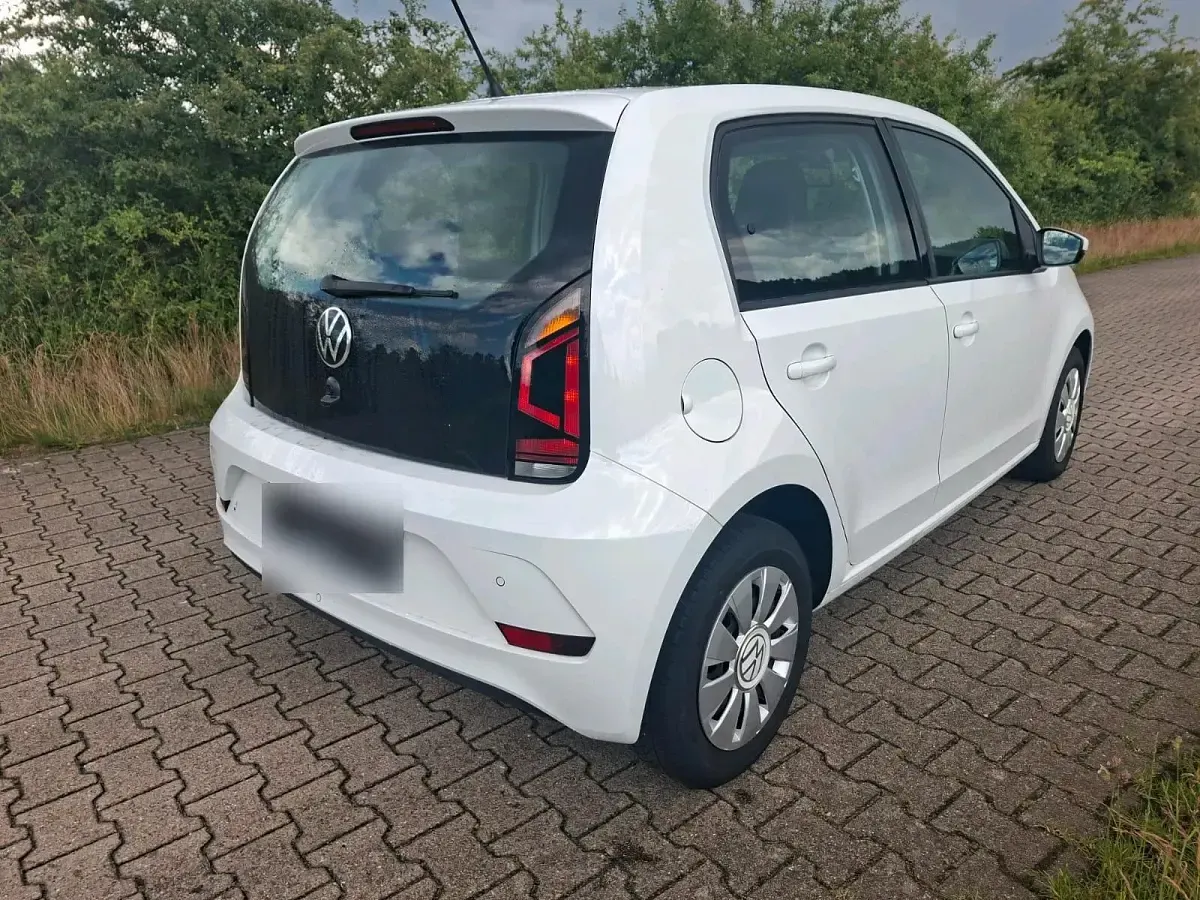 Gebraucht VW up! 65 PS (47 kW) 2021 Weiß Kleinwagen