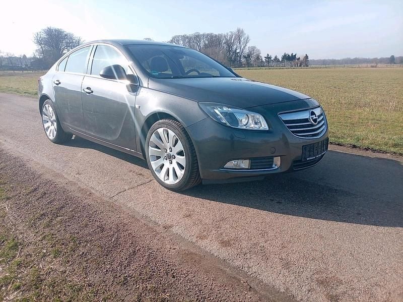 Gebraucht Opel Insignia 220 PS (161 kW) 2009 Kombi