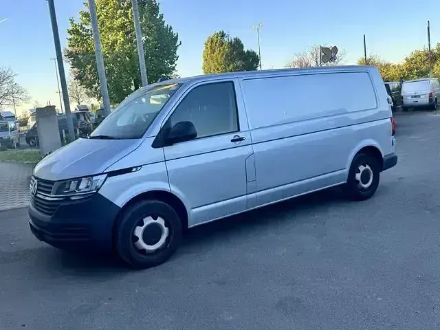 Second-hand VW Transporter 150 CP (110 kW) 2020 Argintiu Van