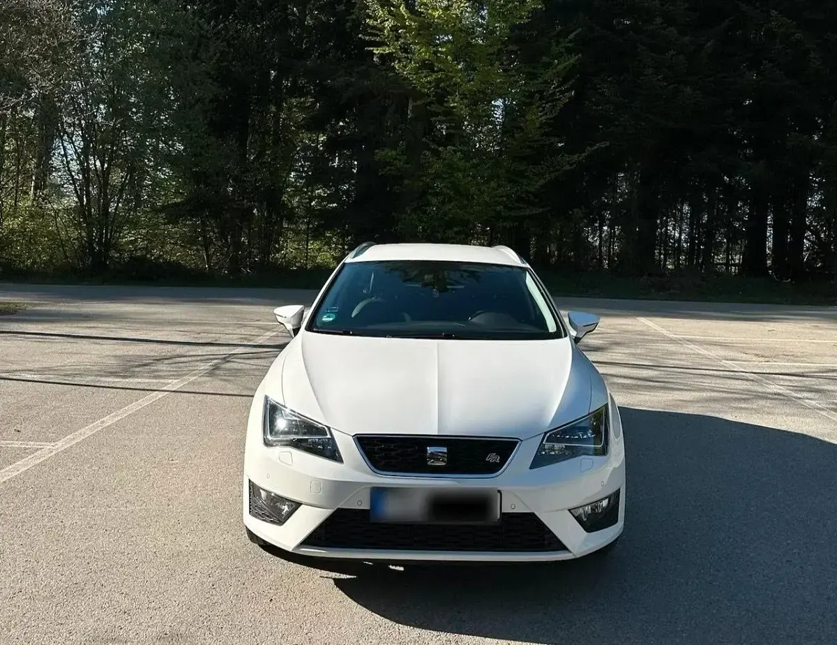 Gebraucht Seat Leon ST FR 125 PS (91 kW) 2017 Weiß Kombi
