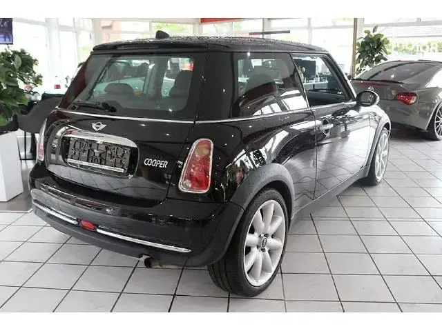Occasion Mini Cooper 116 PK (85 kW) 2005 Zwart Hatchback