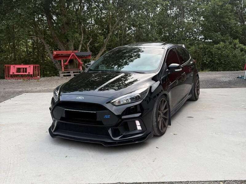 Schwarz Gebraucht 2018 Ford Focus RS Limousine | 28.995 € - Bild 1/4