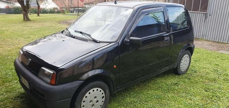 Gebraucht Fiat Cinquecento 39 PS (28 kW) 1993 Schwarz Kleinwagen