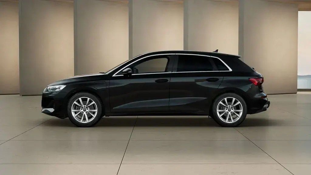 Neu Audi A3 Advanced 204 PS (150 kW) 2026 Schwarz Limousine