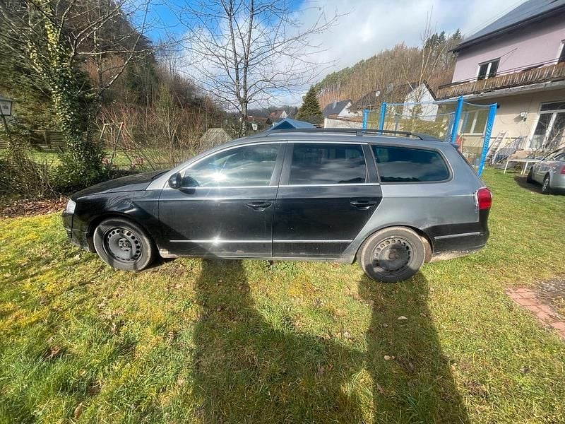 Second-hand VW Passat 140 CP (102 kW) 2006 Negru Break