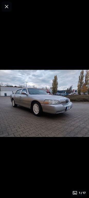 Gebraucht Lincoln Town Car 242 PS (177 kW) 2003 Silber Limousine
