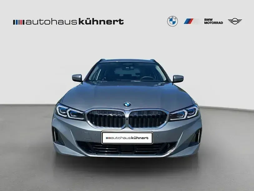 Gebraucht BMW 320 Sport Line 190 PS (139 kW) 2025 Grau Kombi