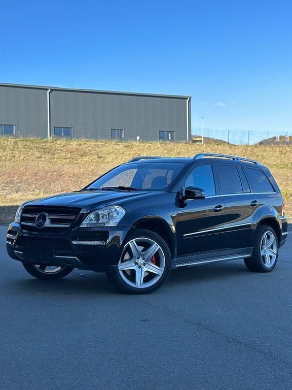 Gebraucht Mercedes GL350 265 PS (194 kW) 2011 Schwarz SUV