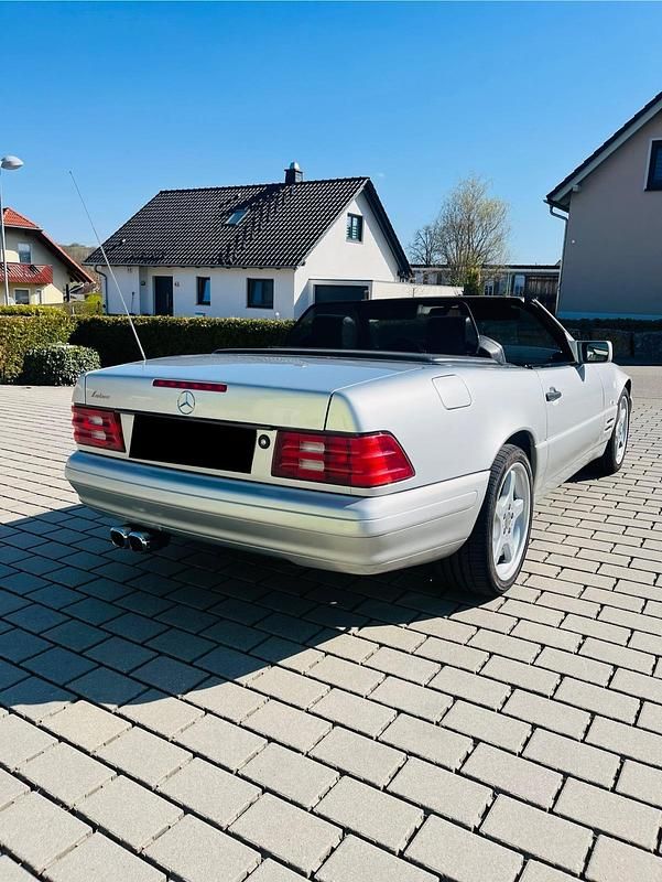 Gebraucht Mercedes SL320 231 PS (169 kW) 1996 Silber Cabrio