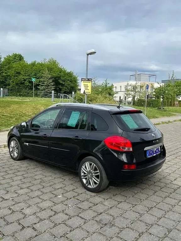 Gebraucht Renault Clio II Dynamique 103 PS (75 kW) 2011 Schwarz Kombi