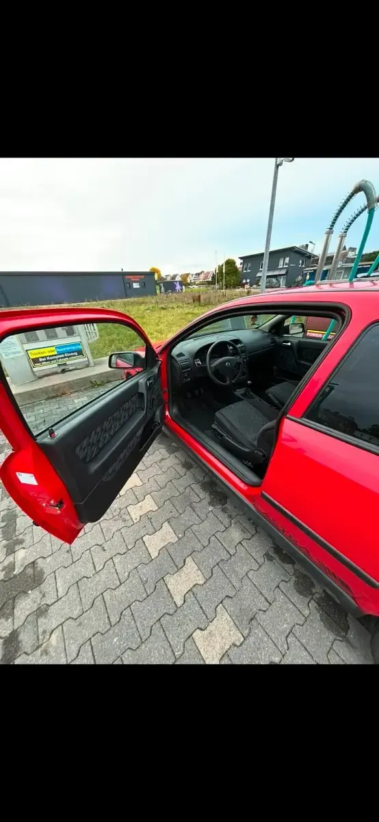 Gebraucht Opel Astra 2000 Rot Kleinwagen