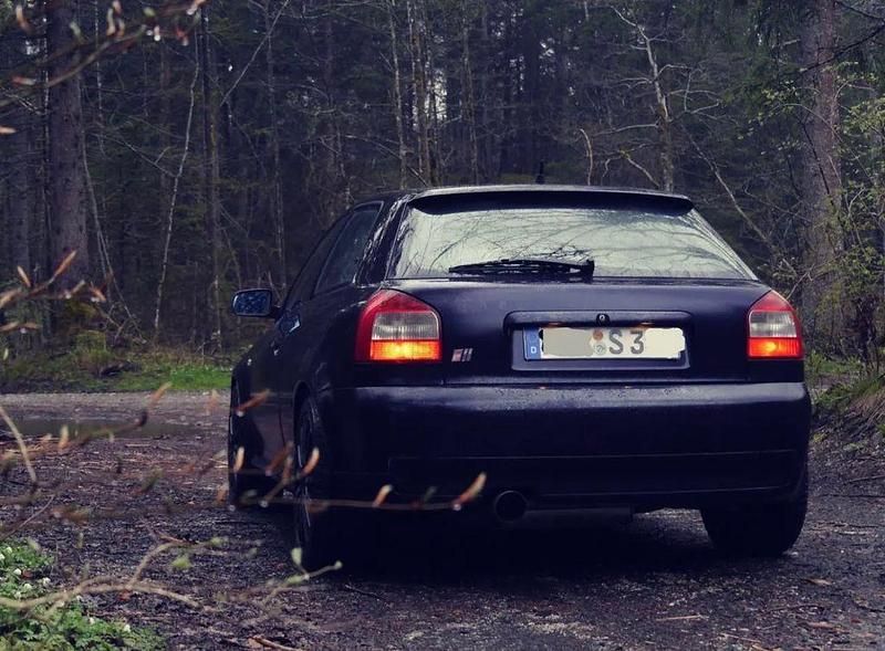 Gebraucht Audi S3 Sport 209 PS (153 kW) 2000 Schwarz Kleinwagen