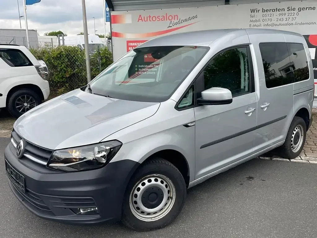 Gebraucht VW Caddy Trendline 102 PS (75 kW) 2020 Silber Van / Kleinbus