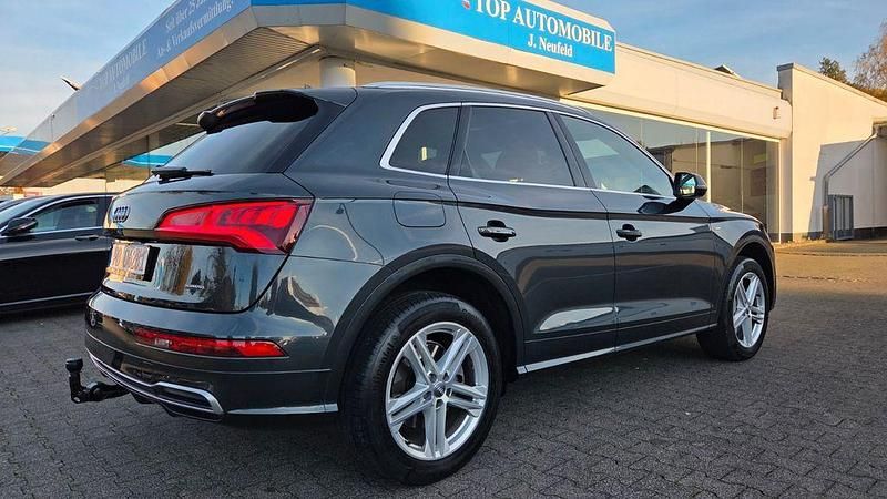 Grau Gebraucht 2019 Audi Q5 S-Line SUV | 34.500 € (Fairer Preis) - Bild 1/4