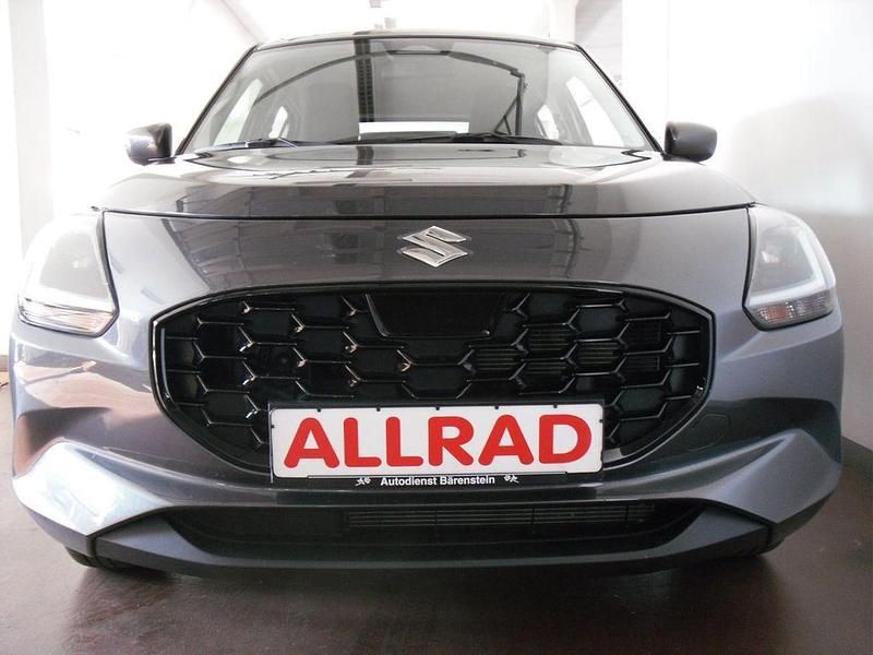 Gebraucht Suzuki Swift Club 83 PS (61 kW) 2025 Grau Kleinwagen