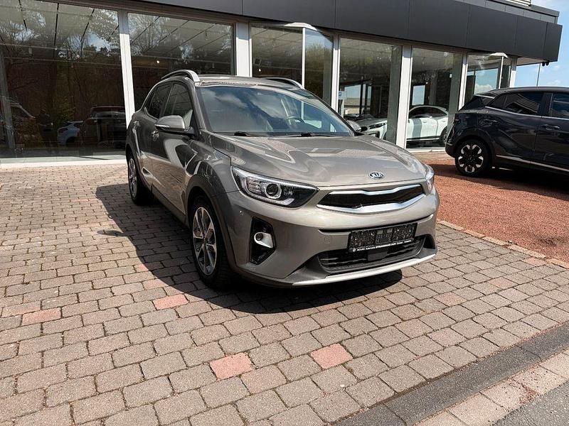 Gebraucht Kia Stonic Platinum Edition 120 PS (88 kW) 2019 Grün SUV