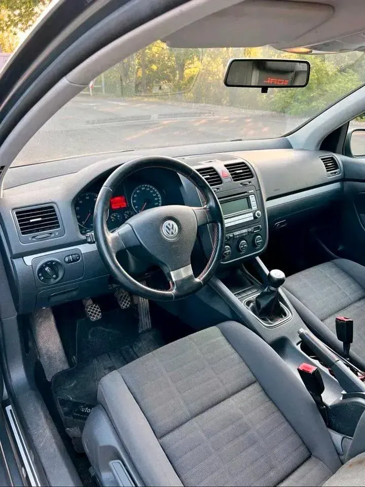 Gebraucht VW Golf V Edition 80 PS (58 kW) 2006 Grau Kleinwagen