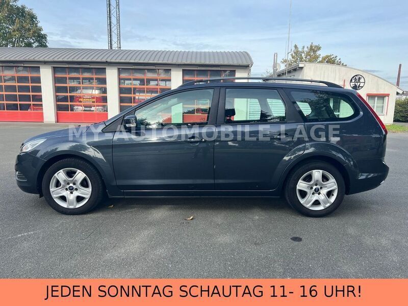 Gebraucht Ford Focus Style 90 PS (66 kW) 2010 Grau Kombi