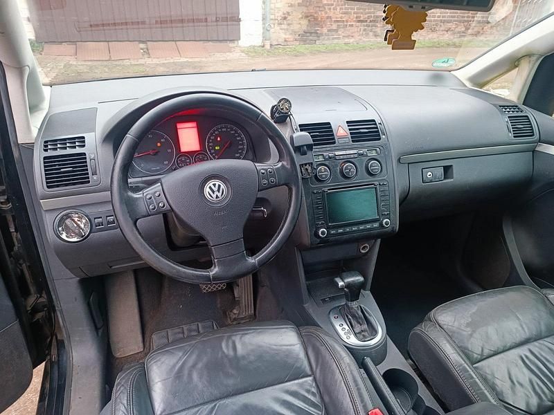 Gebraucht VW Touran Highline 140 PS (102 kW) 2005 Schwarz Van / Kleinbus