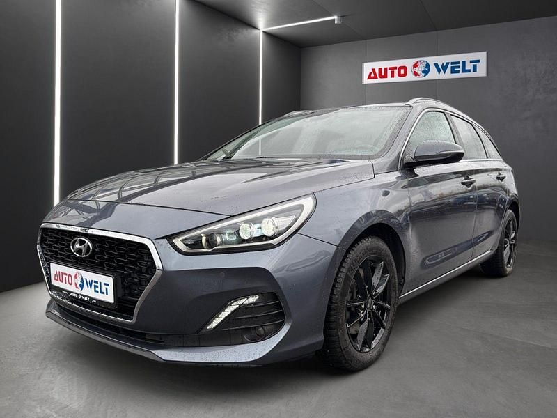 Grau Gebraucht 2019 Hyundai i30 Style Kombi | 15.990 € (Fairer Preis) - Bild 1/4