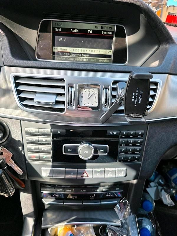 Gebraucht Mercedes E250 204 PS (150 kW) 2014 Schwarz Kombi