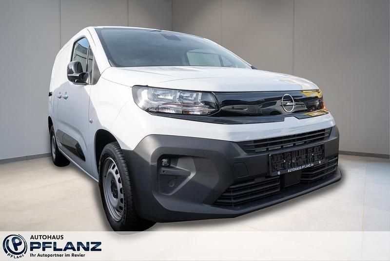 Gebraucht Opel Combo Basis 102 PS (75 kW) 2024 Weiss Van / Kleinbus