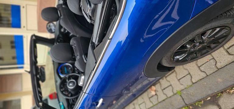 Second-hand Mini ONE 102 CP (75 kW) 2018 Albastru Hatchback