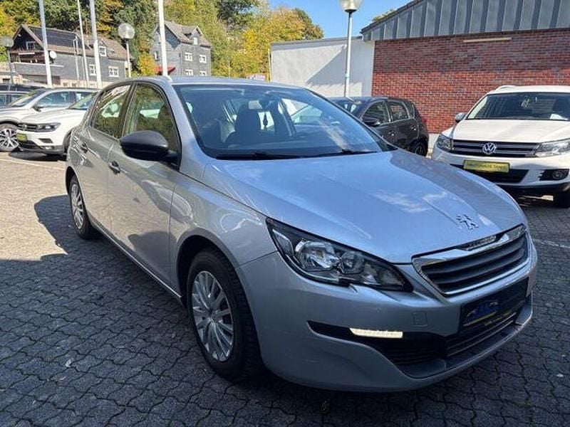 Gebraucht Peugeot 308 Access 82 PS (60 kW) 2014 Grau Limousine