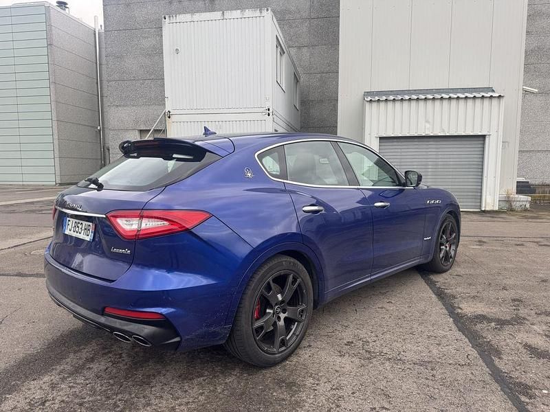 Gebraucht Maserati Levante 349 PS (256 kW) 2019 Blau SUV