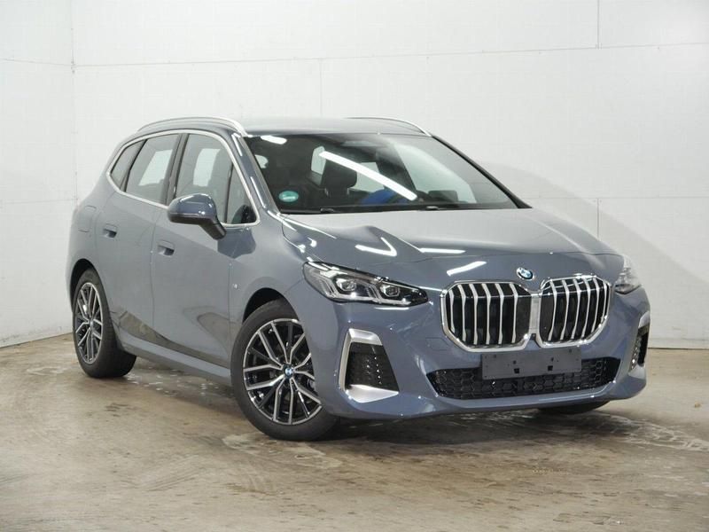 Second-hand BMW 220 Efficient Dynamics 170 CP (125 kW) 2024 Gri Monovolum