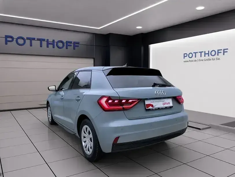 Gebraucht Audi A1 Sportback Ambiente 95 PS (69 kW) 2025 Grau Kleinwagen