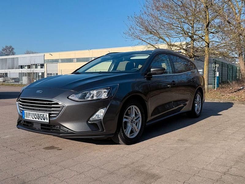 Gebraucht Ford Focus 120 PS (88 kW) 2021 Grau Kombi