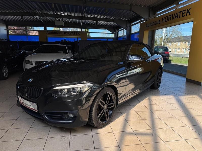 Gebraucht BMW 218 Sport Line 136 PS (100 kW) 2019 Schwarz Cabrio