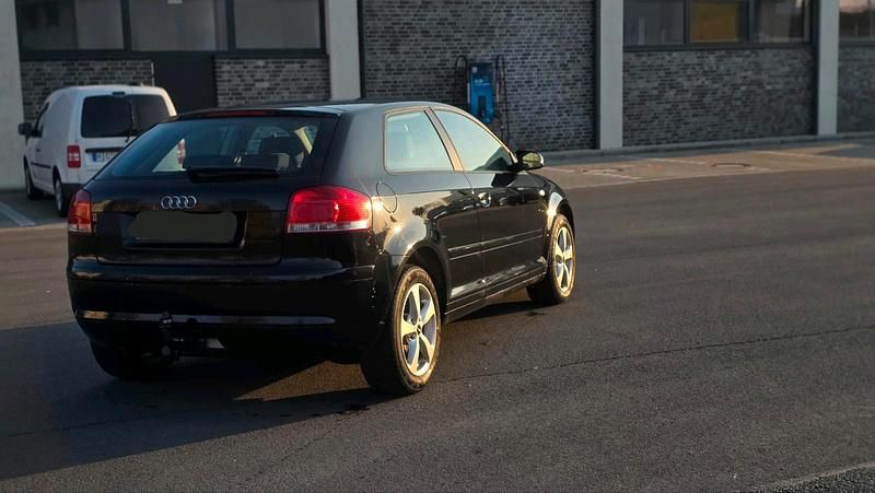 Gebraucht Audi A3 102 PS (75 kW) 2007 Schwarz Kleinwagen